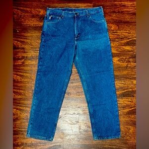 Vintage Carhartt Jeans Relaxed Fit Dark Wash Work Wear Denim Leather Logo 90s